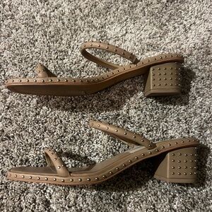 LIKE NEW Dolce Vita “Riya” Studded Nude Kitten Heel Sandals